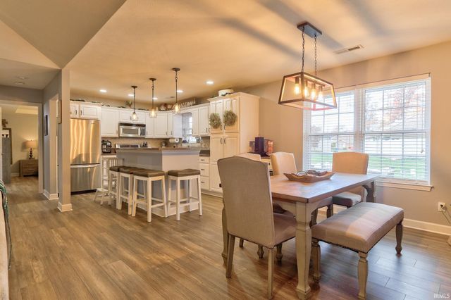 4189 Timberpoint Court, Jasper, IN 47546