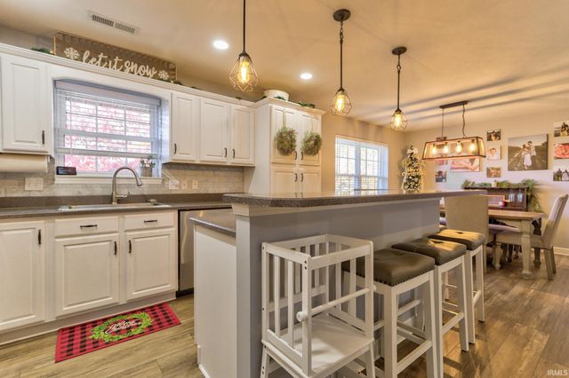 4189 Timberpoint Court, Jasper, IN 47546