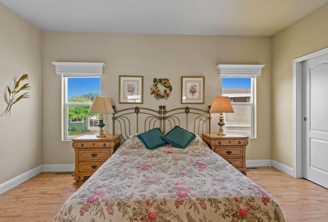 84 Creekside 84, Half Moon Bay, CA 94019