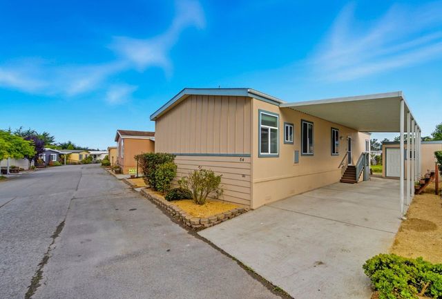 84 Creekside 84, Half Moon Bay, CA 94019