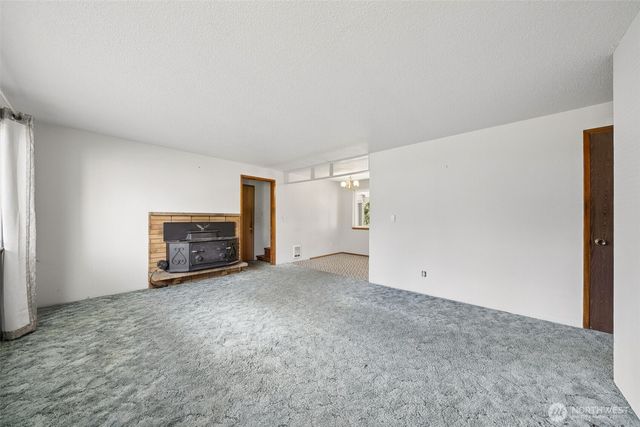 14302 47th Avenue E, Tacoma, WA 98446