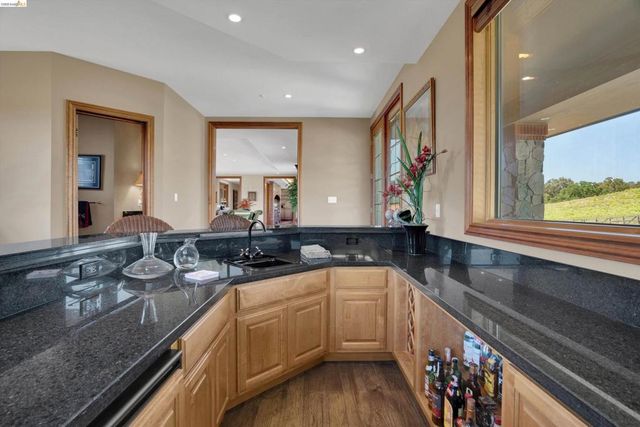 5885 Bruce Dr, Danville, CA 94506