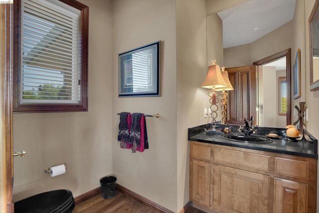 5885 Bruce Dr, Danville, CA 94506