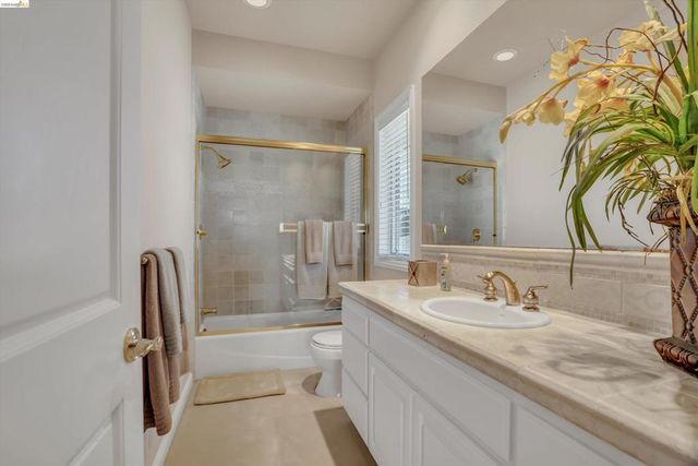 5885 Bruce Dr, Danville, CA 94506