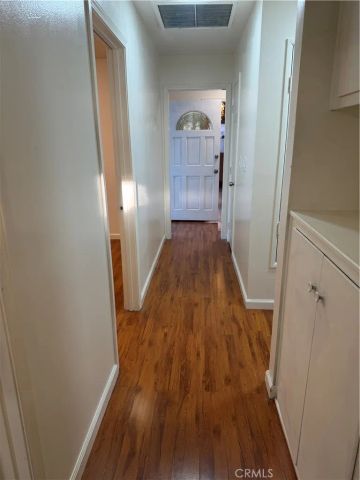 18815 Arminta, Reseda, CA 91335