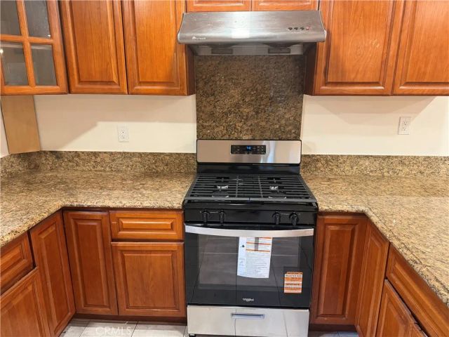 18815 Arminta, Reseda, CA 91335