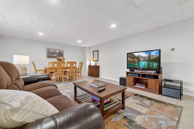 10 Sloane Court, Stony Point, NY 10980