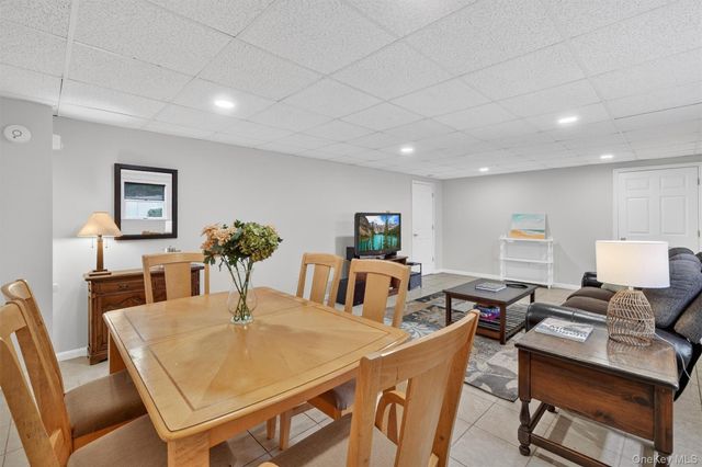 10 Sloane Court, Stony Point, NY 10980