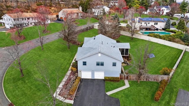 10 Sloane Court, Stony Point, NY 10980