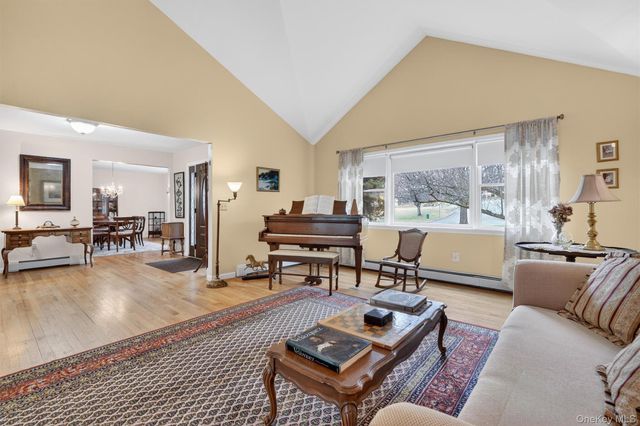 10 Sloane Court, Stony Point, NY 10980