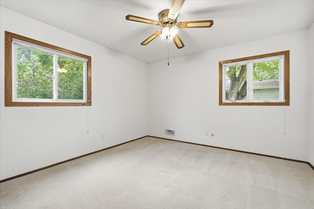 20480 Idalia Avenue, Lakeville, MN 55044