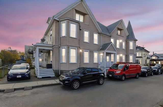 408 Seaver St 2, Boston, MA 02121