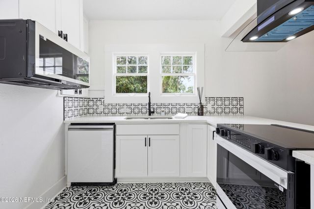 2963 REMINGTON Street, Jacksonville, FL 32205