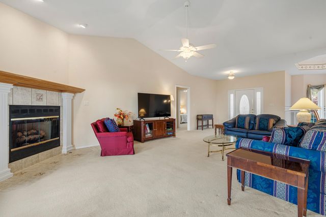 20 Hanares Lane, Hot Springs Village, AR 71909