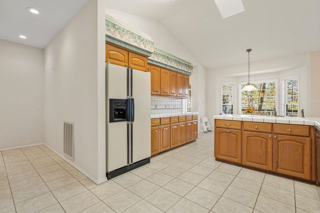 20 Hanares Lane, Hot Springs Village, AR 71909