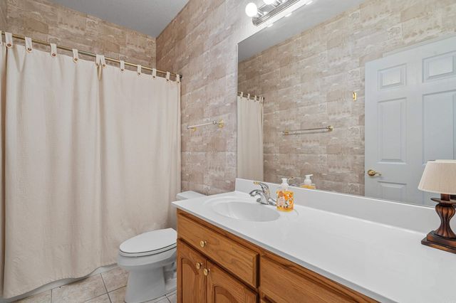 20 Hanares Lane, Hot Springs Village, AR 71909