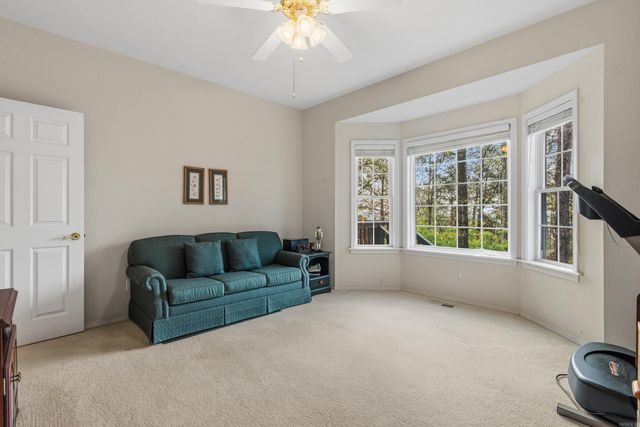 20 Hanares Lane, Hot Springs Village, AR 71909
