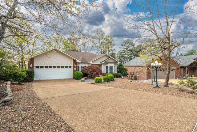 20 Hanares Lane, Hot Springs Village, AR 71909