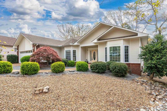 20 Hanares Lane, Hot Springs Village, AR 71909