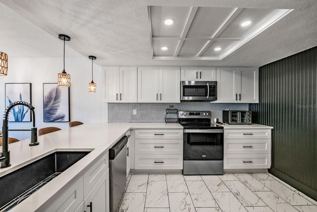 2651 MICHAEL PLACE 102, Dunedin, FL 34698