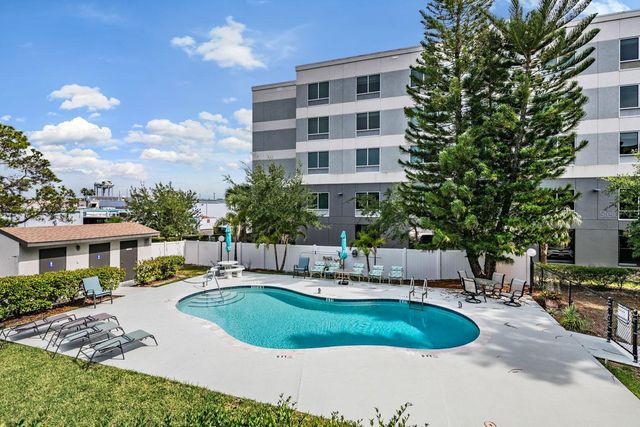 2651 MICHAEL PLACE 102, Dunedin, FL 34698