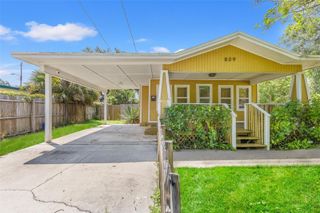 809 E LAMBRIGHT STREET, Tampa, FL 33604