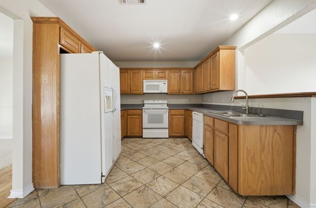 1177 PLOVER, Ponder, TX 76259