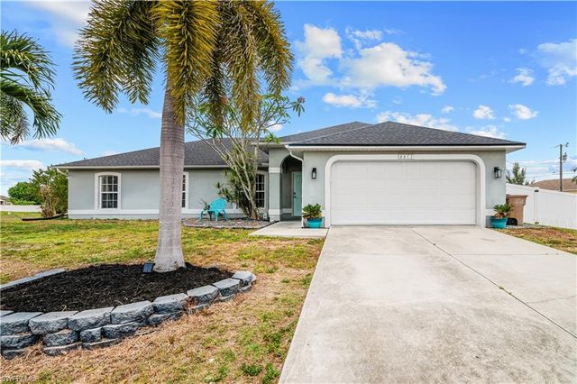 2011 NE 35th ST, Cape Coral, FL 33909