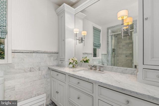 3044 CAMBRIDGE PL NW, Washington, DC 20007