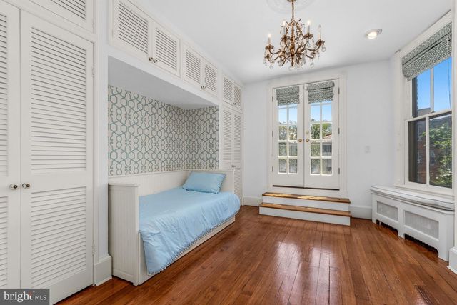 3044 CAMBRIDGE PL NW, Washington, DC 20007