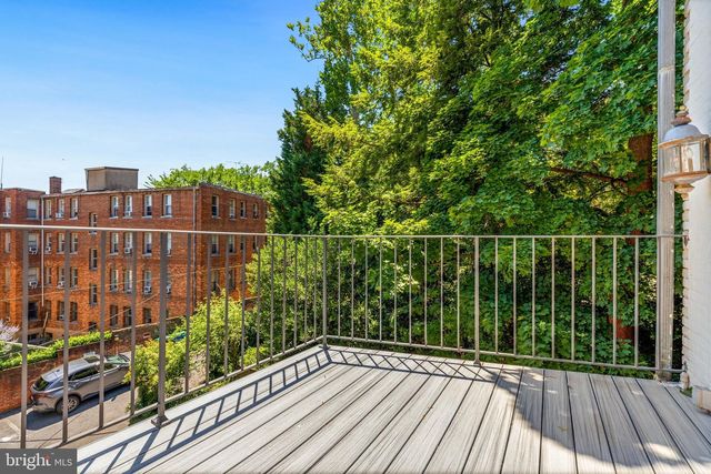 3044 CAMBRIDGE PL NW, Washington, DC 20007