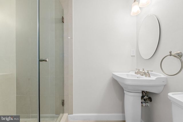 3044 CAMBRIDGE PL NW, Washington, DC 20007