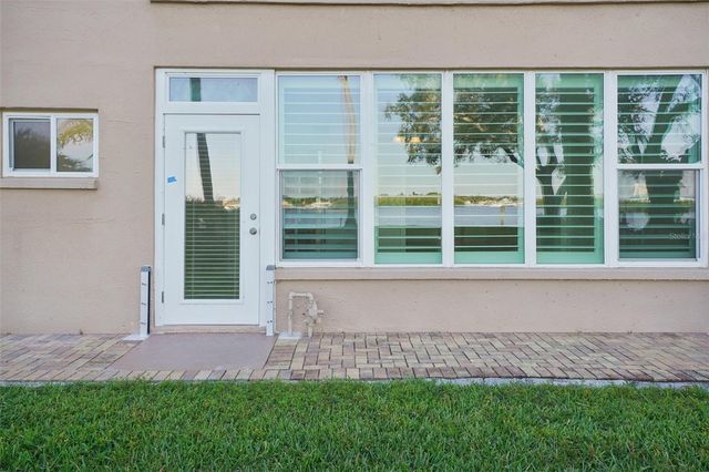 1847 SHORE DRIVE S 117, South Pasadena, FL 33707