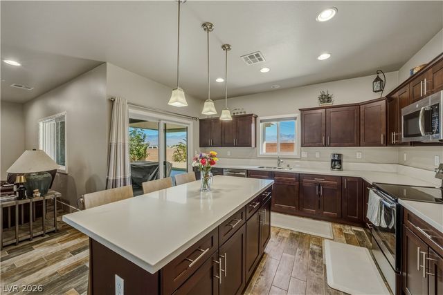 11 Weeping Willow Court, Pahrump, NV 89048