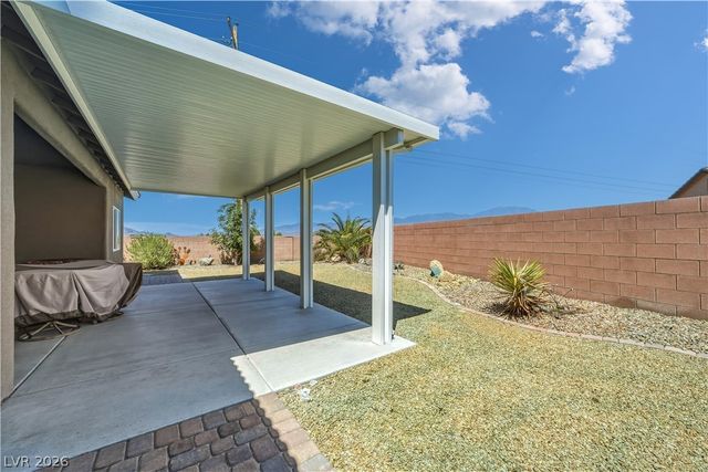 11 Weeping Willow Court, Pahrump, NV 89048