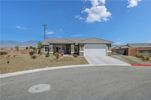 11 Weeping Willow Court, Pahrump, NV 89048