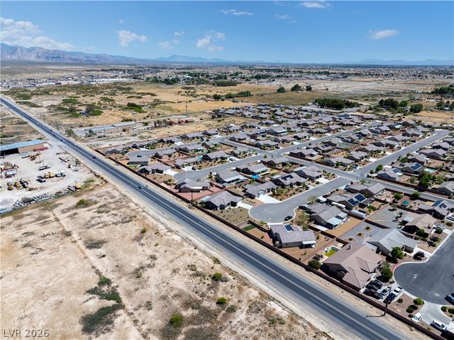 11 Weeping Willow Court, Pahrump, NV 89048