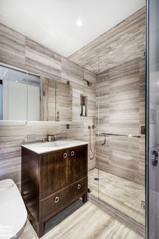 179 E 70th St Apt 20B, New York City, NY 10021