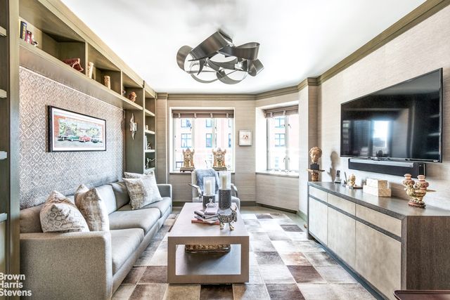 179 E 70th St Apt 20B, New York City, NY 10021