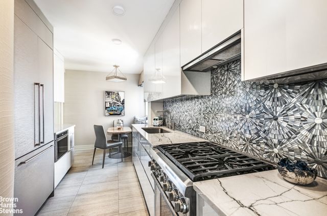 179 E 70th St Apt 20B, New York City, NY 10021