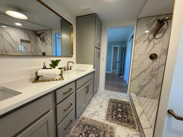 2965 124th STREET, Brookfield, WI 53005