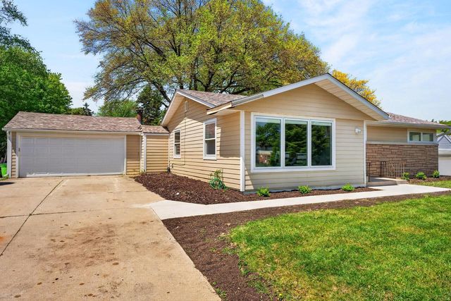 2965 124th STREET, Brookfield, WI 53005