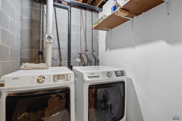 2709 CAMERON DR, Rapid City, SD 57702