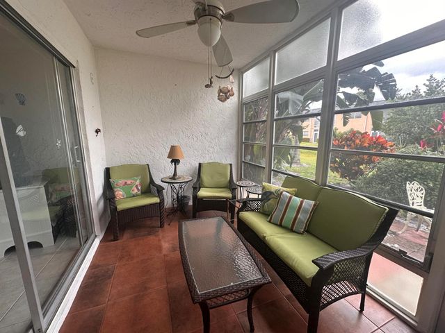 2950 SE Ocean Boulevard 18-2, Stuart, FL 34996