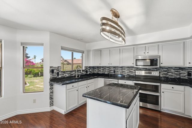 19034 N 74TH Avenue, Glendale, AZ 85308