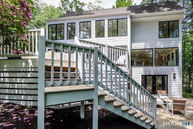 256 Wilton Road East, Ridgefield, CT 06877