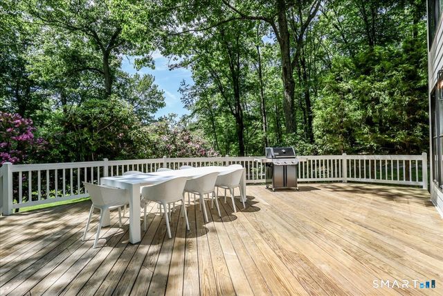 256 Wilton Road East, Ridgefield, CT 06877