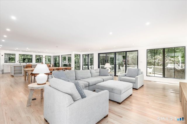 256 Wilton Road East, Ridgefield, CT 06877