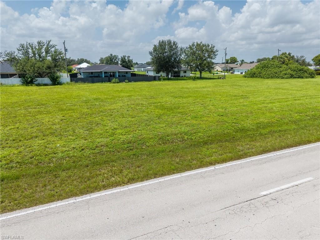 2144 Diplomat PKWY E, CAPE CORAL, FL 33909 — photo 4