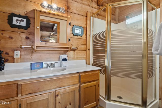 1086 Sharp Hollow Road, Sevierville, TN 37862